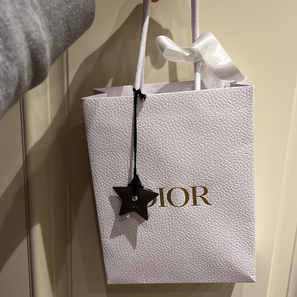 NWT Christian Dior beanie with original packaging never worn receipt attached - Picture 4 of 4